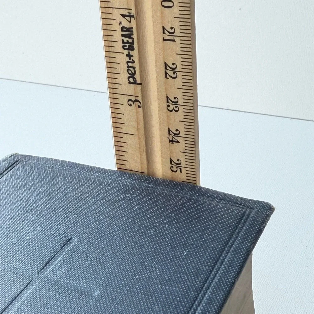 Catholic Truth Society measurements height